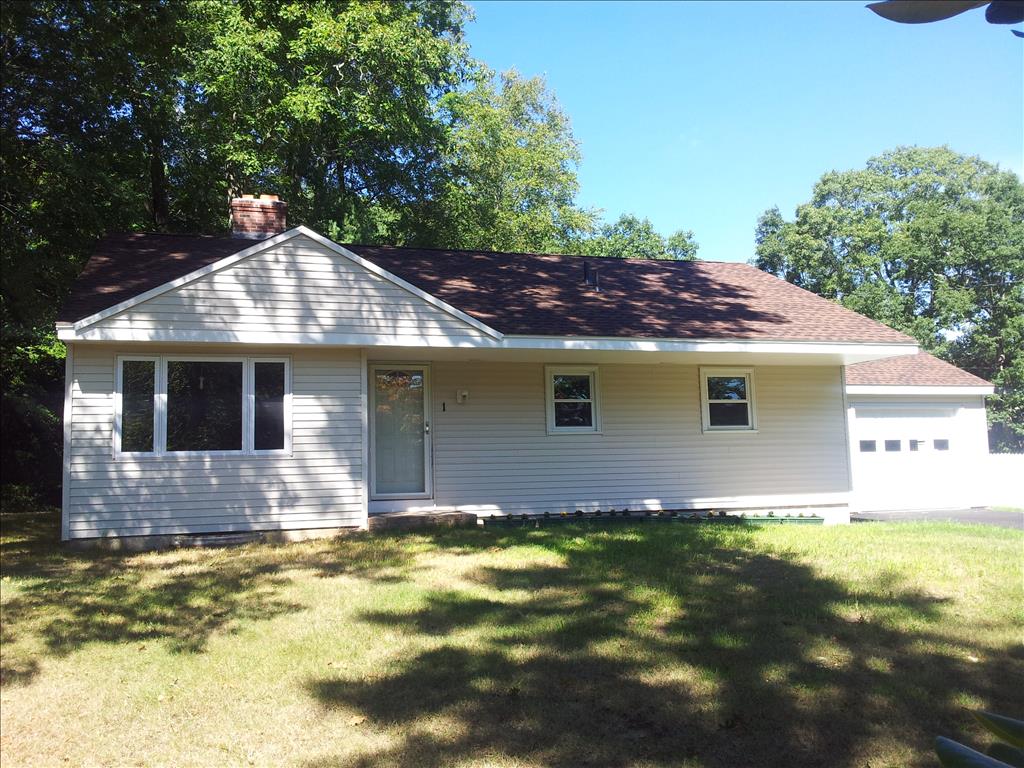 1 Watrous Avenue, Mystic, CT 06355