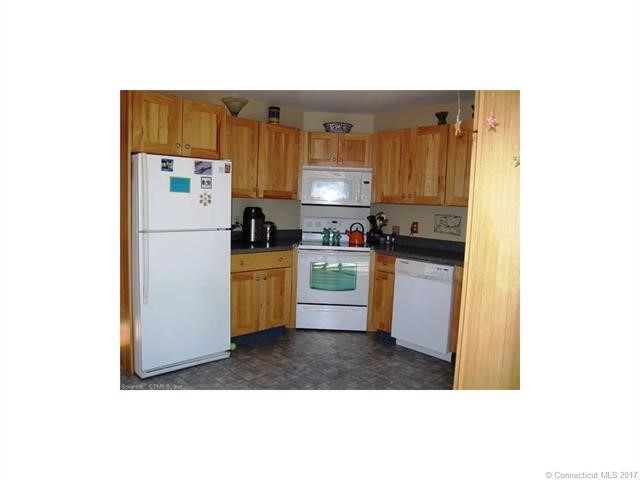 46Breezy Knls, Groton, CT 06355