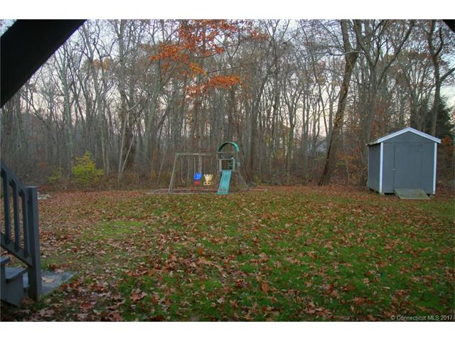 158 Lambtown Rd, Groton, CT 06355