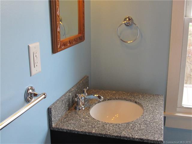 35 Nehantic Dr-rental, E Lyme, CT 06357