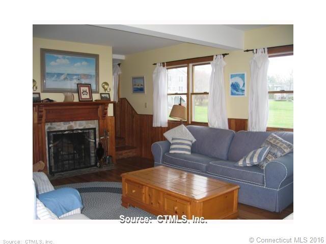 7Tyler Ct, E Lyme, CT 06357