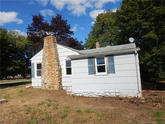 218 W Main St, E Lyme, CT 06357
