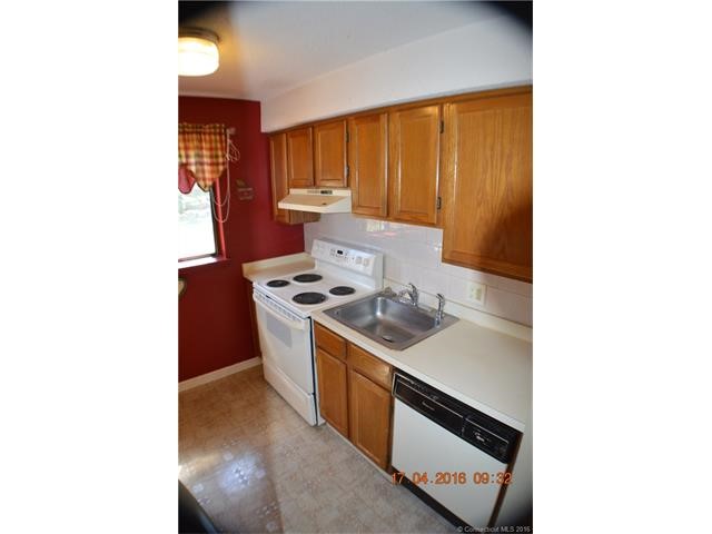 11King Arthur Dr #1D, E Lyme, CT 06357