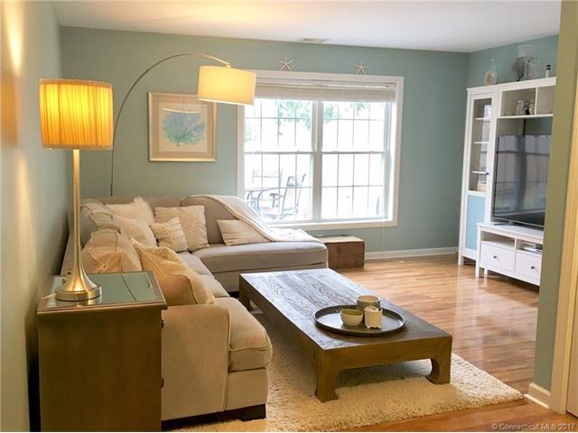 15Freedom Way #63, E Lyme, CT 06357