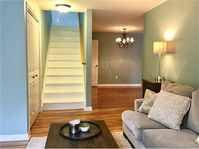 15Freedom Way #63, E Lyme, CT 06357