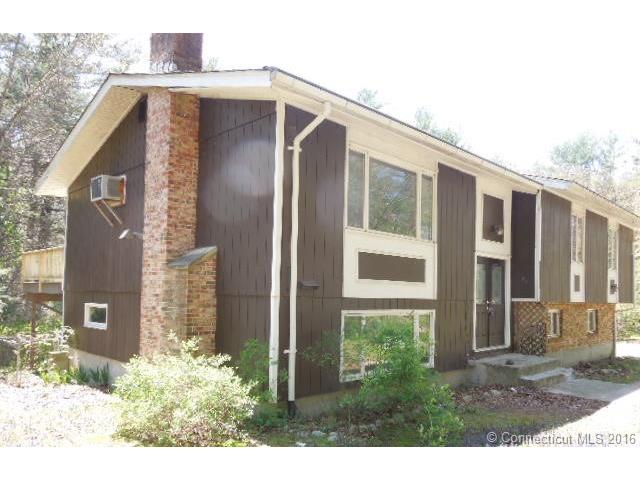 94 Stillman Rd, N Stonington, CT 06359