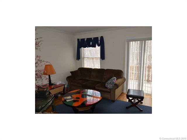 527 Thames St, Norwich, CT 06360