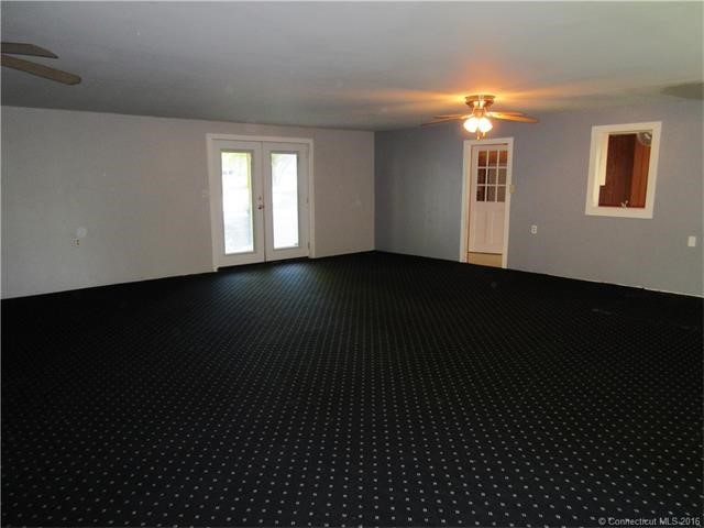 18Clay Ave, Norwich, CT 06360