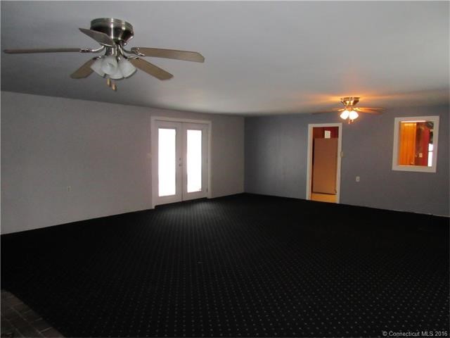 18Clay Ave, Norwich, CT 06360