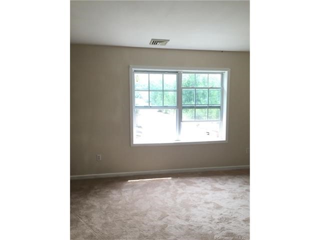 6Woods Drive #52, Norwich, CT 06360