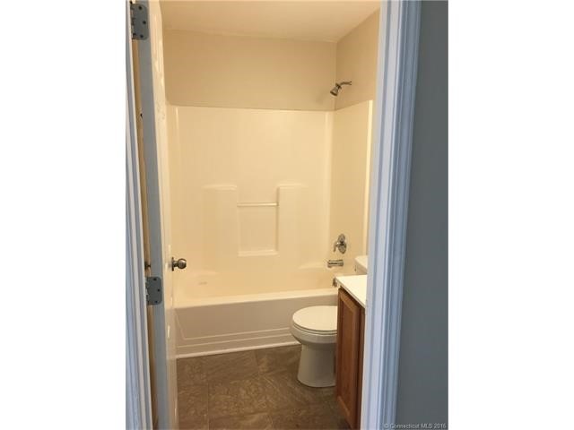 6Woods Drive #52, Norwich, CT 06360