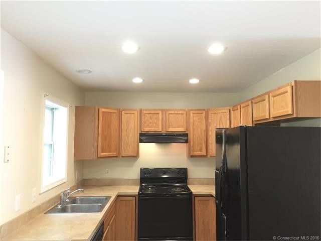 6Woods Drive #64, Norwich, CT 06360