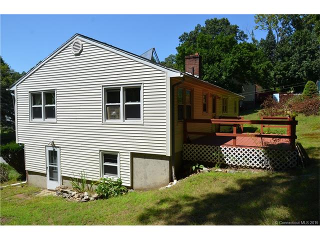92 Lucas Park Rd, Norwich, CT 06360