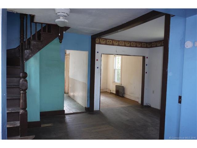 748 North Main St, Norwich, CT 06360