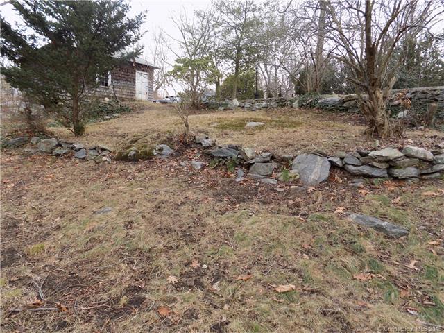 63 Otrobando Ave, Norwich, CT 06360