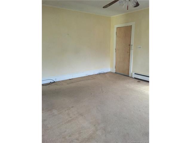 45 Fanning Ave, Norwich, CT 06360
