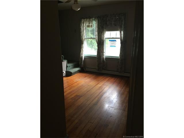45 Fanning Ave, Norwich, CT 06360
