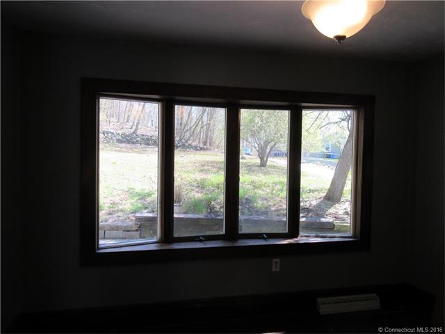 18Clay Ave, Norwich, CT 06360