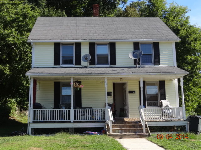 17 Carpenter Street, Norwich, CT 06360