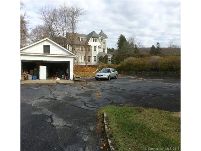 23Williams St, Norwich, CT 06360