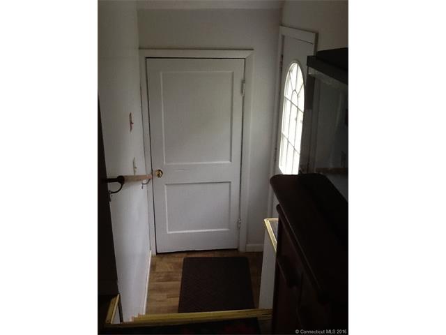 10Stonington Rd, Norwich, CT 06360