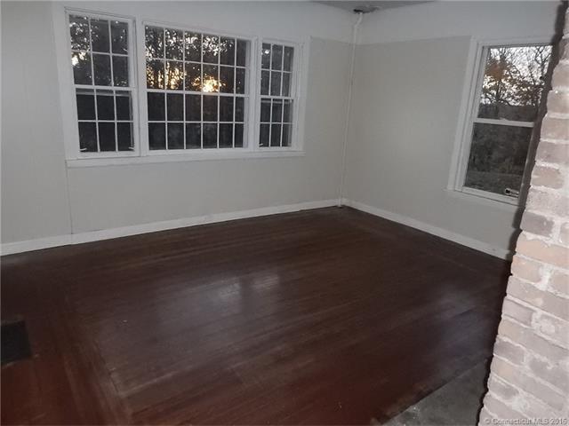 76 Beech Dr, Norwich, CT 06360