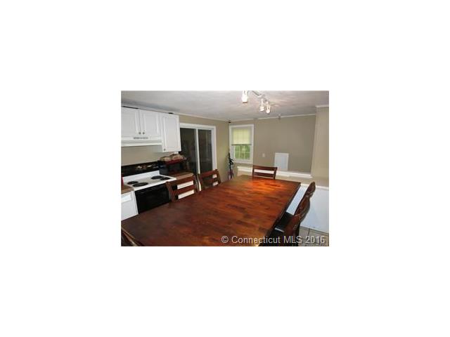 330 Mohegan Park Rd, Norwich, CT 06360