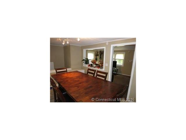 330 Mohegan Park Rd, Norwich, CT 06360