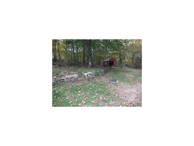 330 Mohegan Park Rd, Norwich, CT 06360
