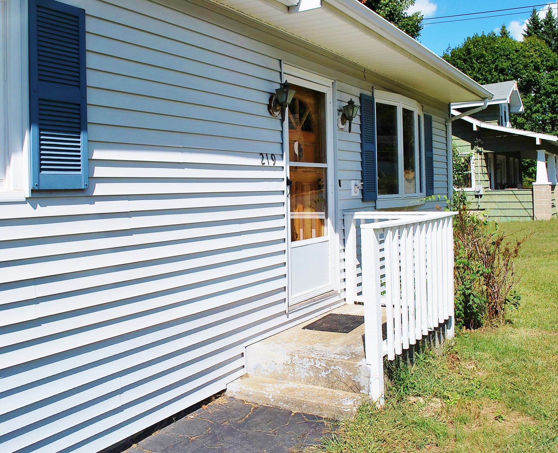 219 Elizabeth Street, Norwich, CT 06360