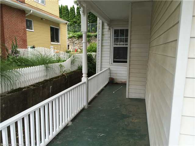 48 Otis St, Norwich, CT 06360