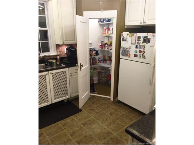 151 Broad St, Norwich, CT 06360