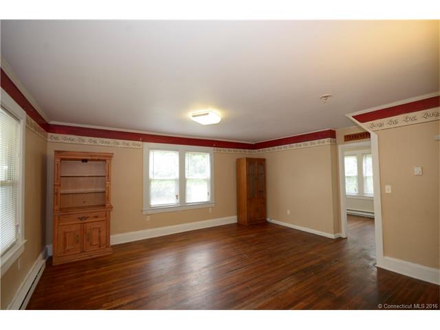 86 Sherman St, Norwich, CT 06360