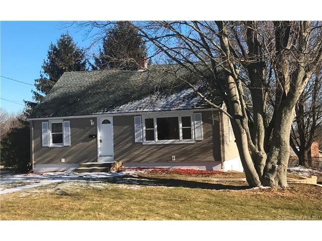 11Lambert Dr, Norwich, CT 06360