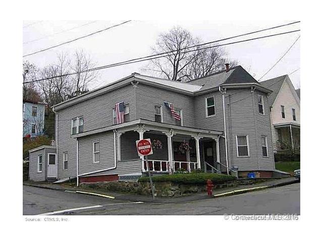 28 Oak St, Norwich, CT 06360