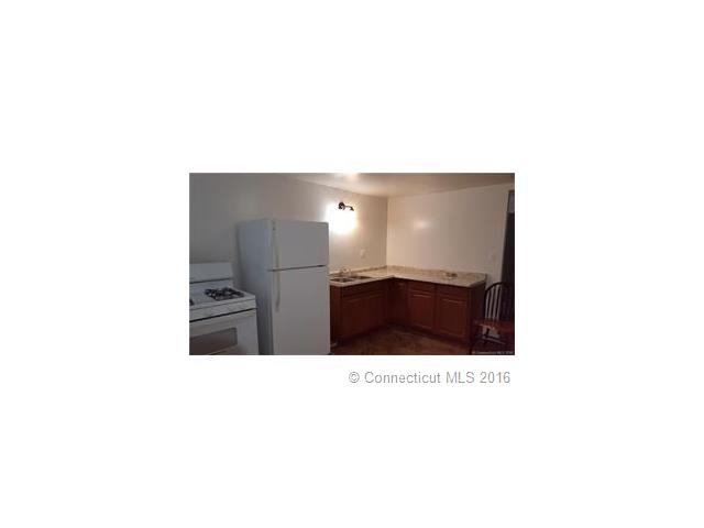 28 Oak St, Norwich, CT 06360