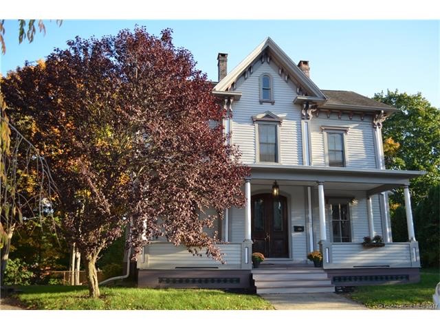 29Huntington Pl, Norwich, CT 06360