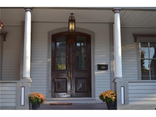 29Huntington Pl, Norwich, CT 06360