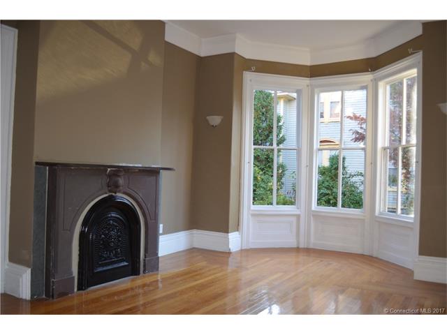 29Huntington Pl, Norwich, CT 06360