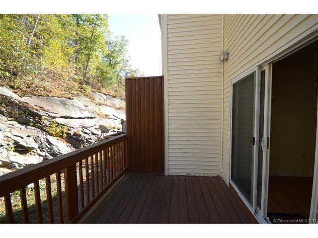 150 Summit St, Norwich, CT 06360