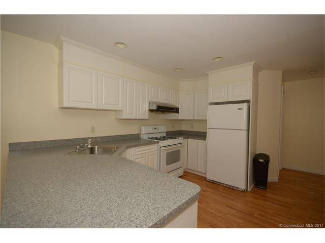 150 Summit St, Norwich, CT 06360