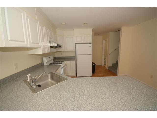 150 Summit St, Norwich, CT 06360