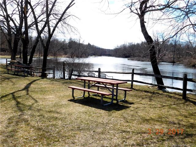 150Yantic St #159, Norwich, CT 06360