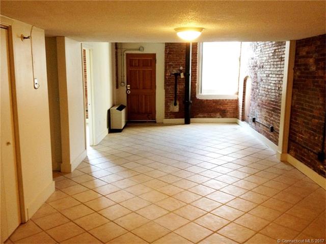 150Yantic St #159, Norwich, CT 06360