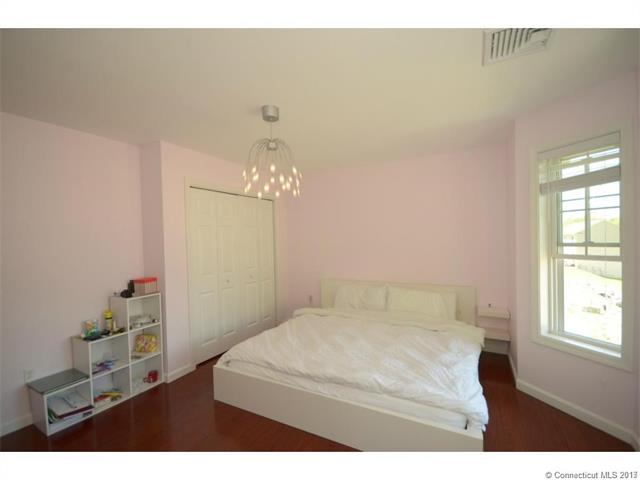 67 Corning Rd, Norwich, CT 06360