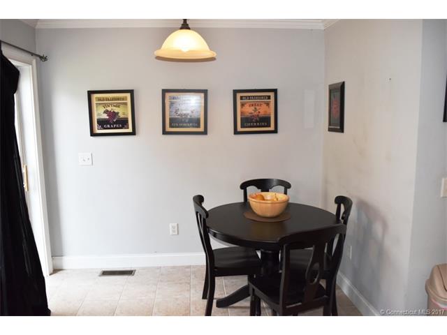 86 Otrobando Ave, Norwich, CT 06360