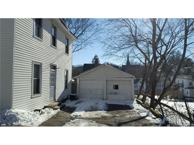 16 Spaulding St, Norwich, CT 06360