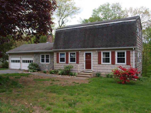 5 Grandview CtNorwich, CT, 06360New London County