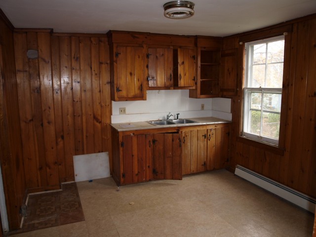 327-329 Prospect StNorwich, CT, 06360New London County