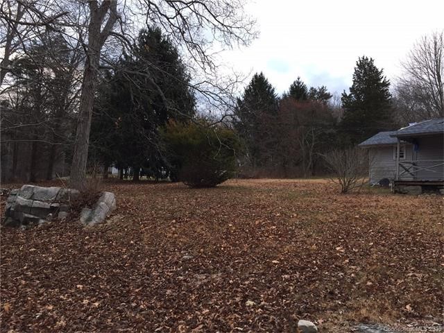 243Oxoboxo Cross Rd, Montville, CT 06370